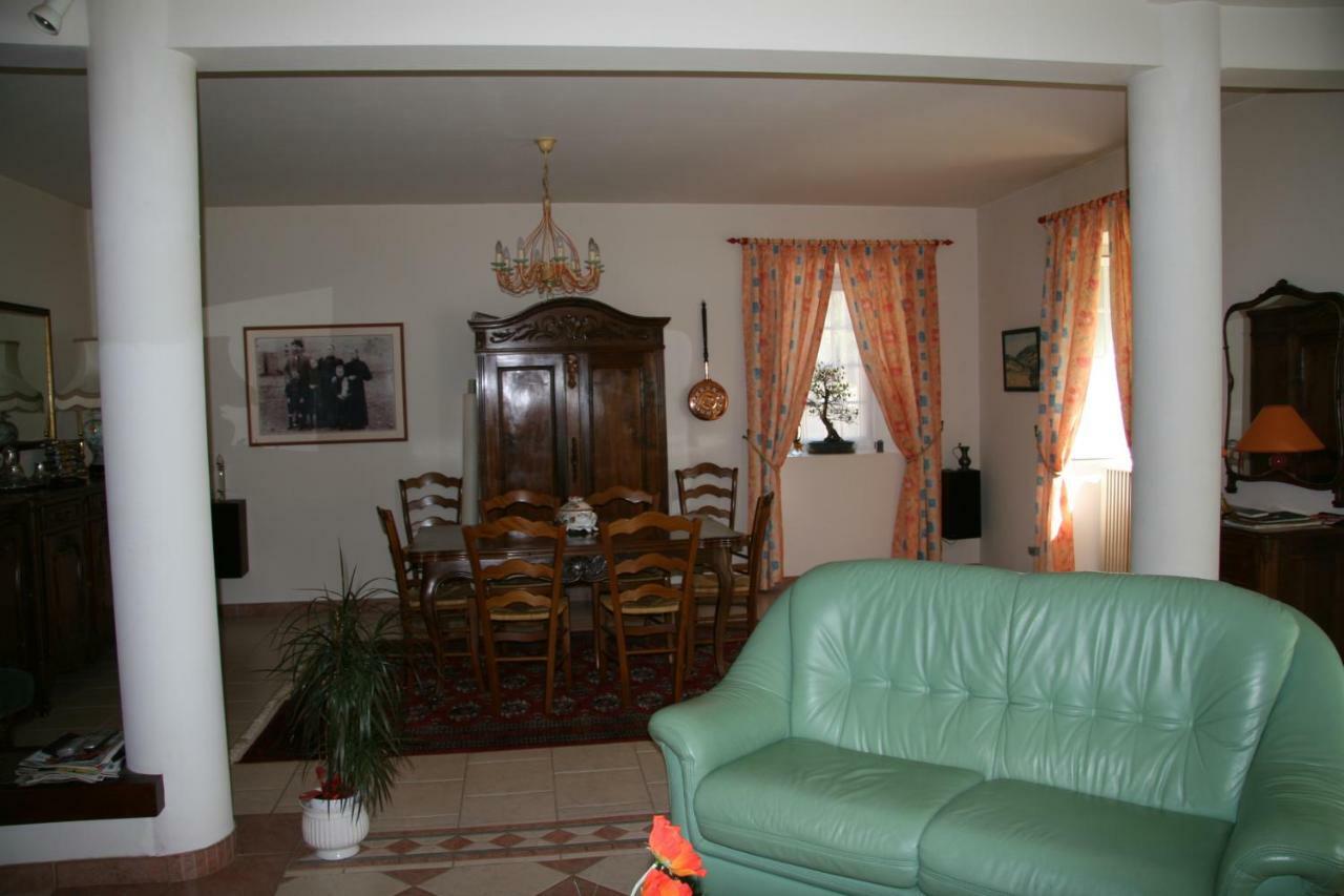 Chambres D'Hotes Lou Jassou Lapanouse-de-Cernon Exteriér fotografie