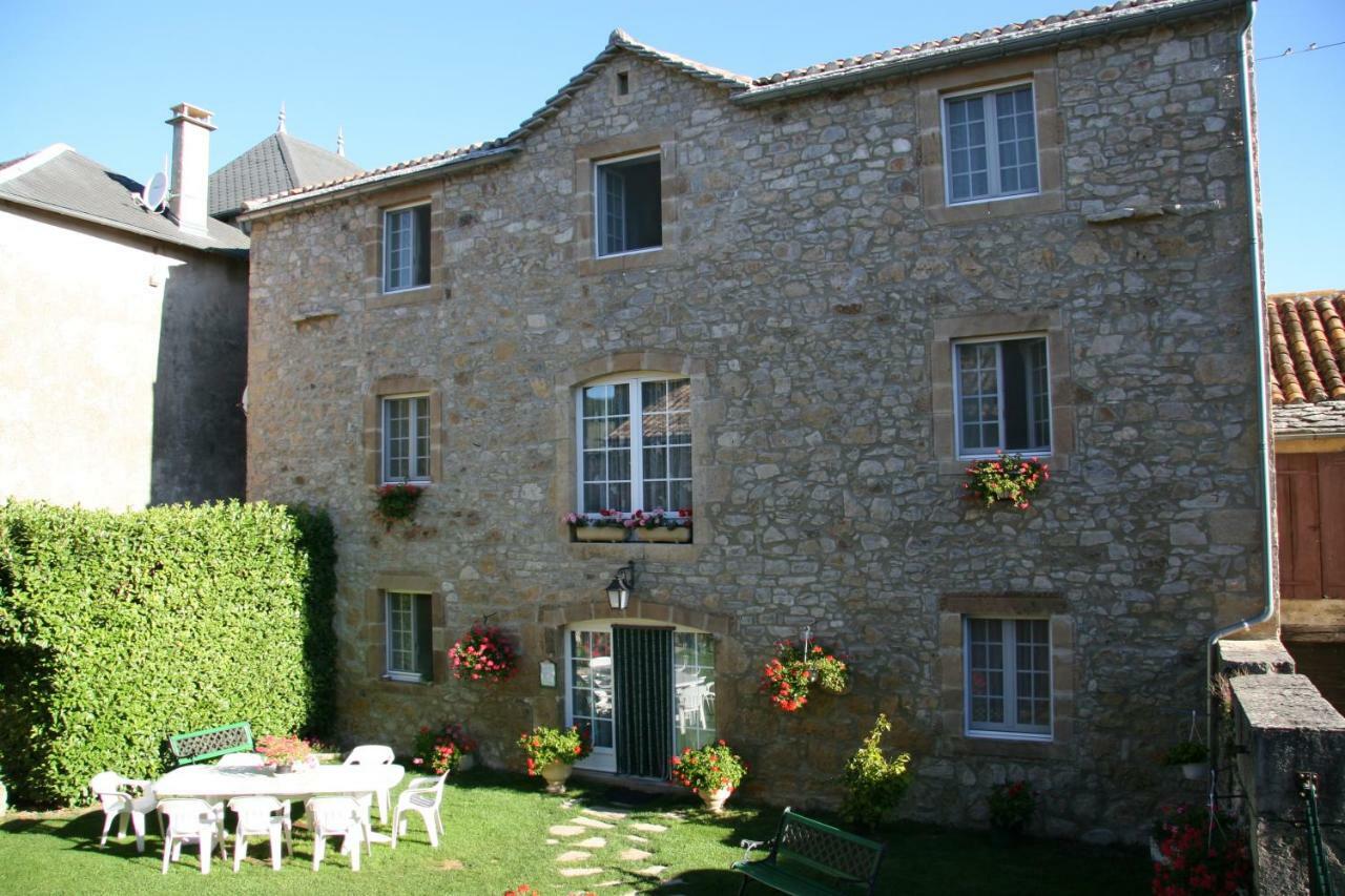 Chambres D'Hotes Lou Jassou Lapanouse-de-Cernon Exteriér fotografie